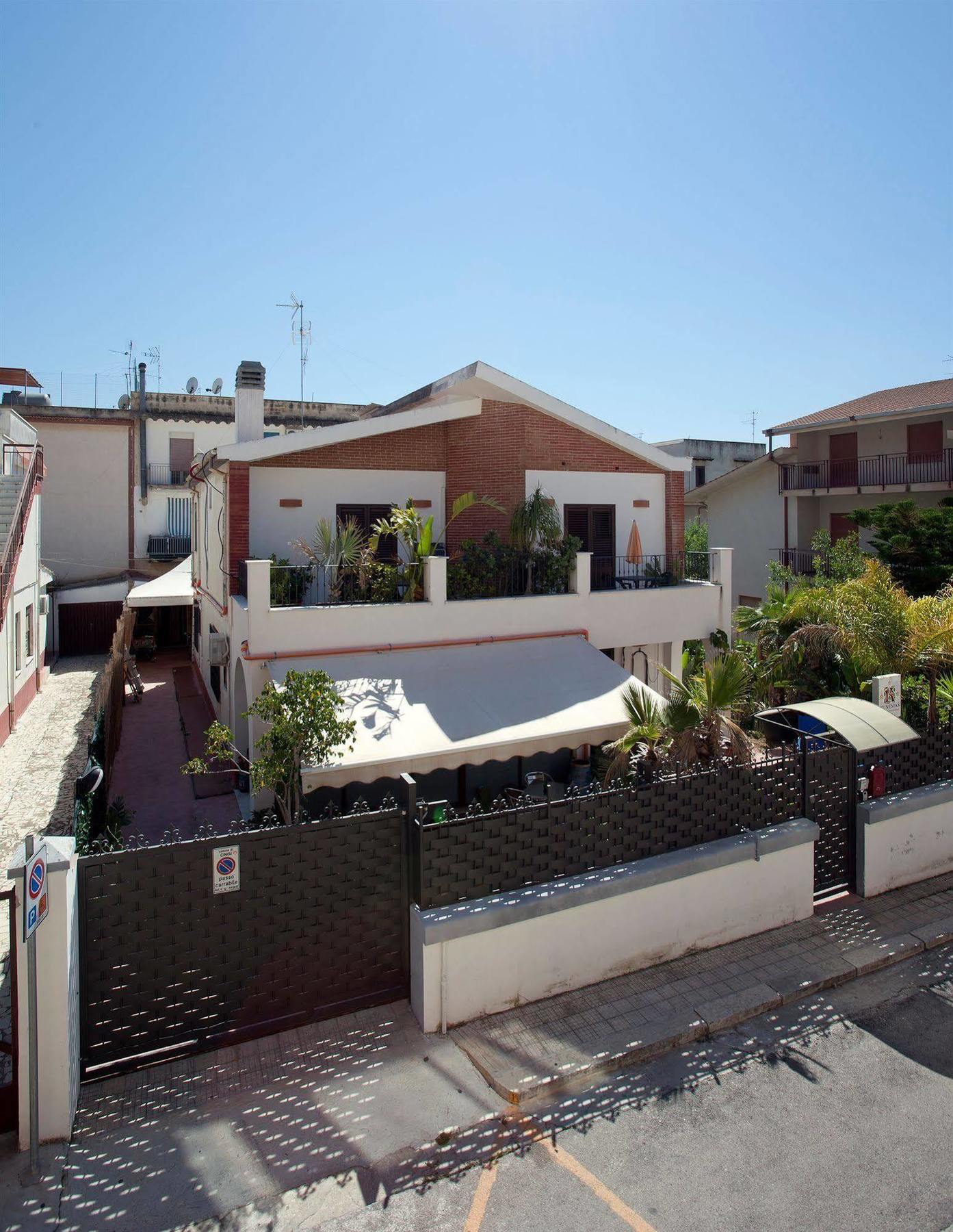 Kunesias B&B Cinisi Luaran gambar